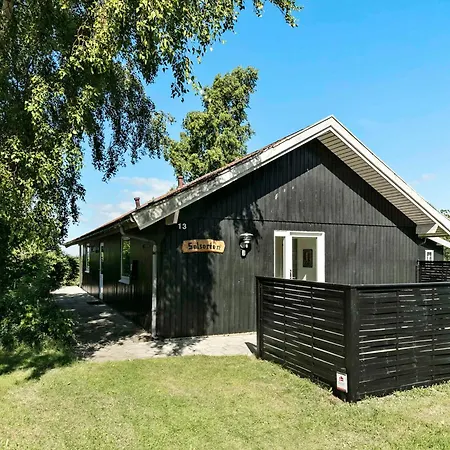 Bright And Cozy Summer House With Sea View * Hasle