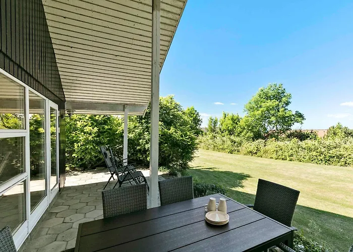 Bright And Cozy Summer House With Sea View * Hasle